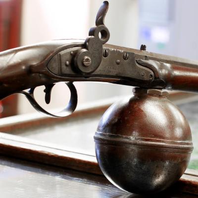 Antique Air Guns - A Breath Of Fresh Air